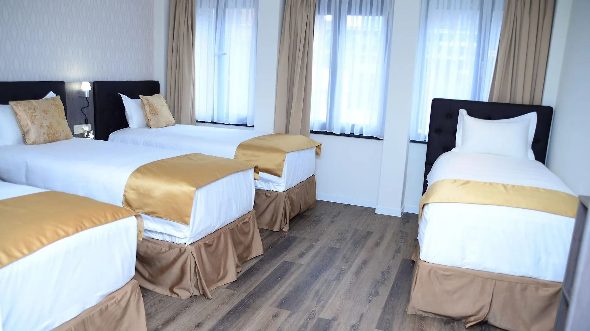 The Helmet Hotel Saint-Josse-ten-Noode
