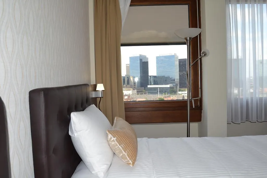 The Helmet Hotel Saint-Josse-ten-Noode  Brussels